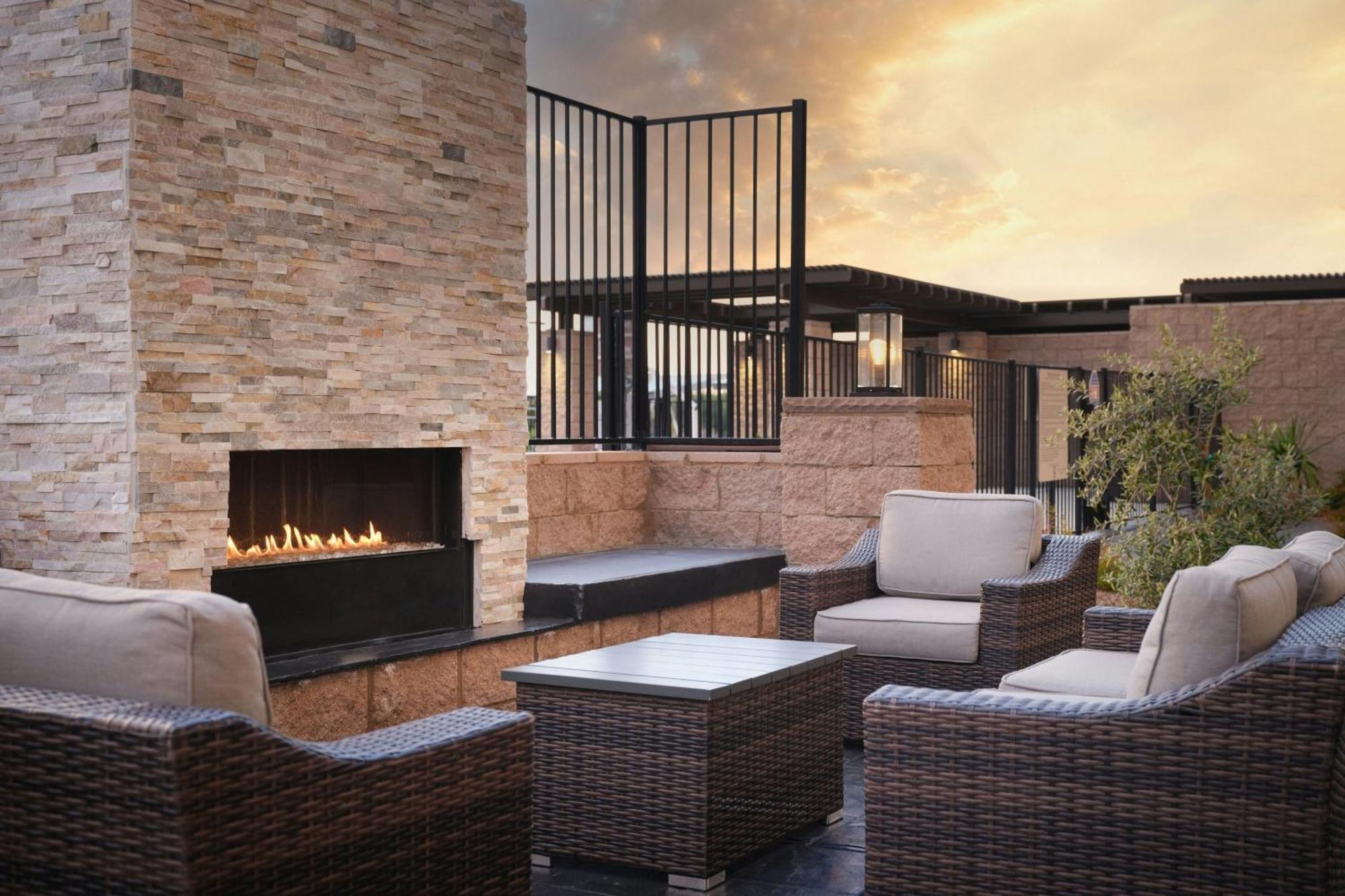 Springhill Suites By Marriott Milpitas Silicon Valley Exterior photo